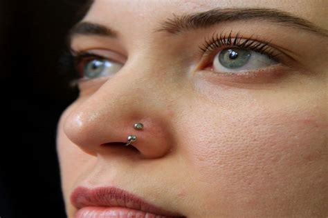 biyometrik fotoğrafta piercing